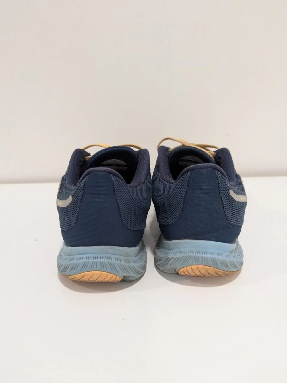 Altra Rivera 3 Women’s Running Shoes Size 9 Navy Teal Blue AL0A7R7N445